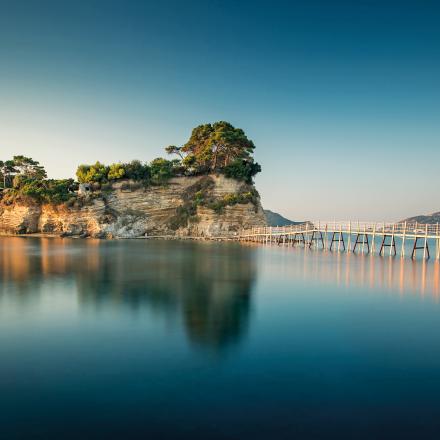 CAMEO ISLAND